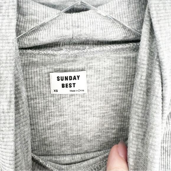 Aritzia Sunday Best Cropped Ribbed Turtleneck Pullover XS Grey - Picture 5 of 6